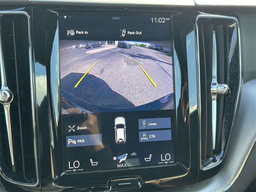 2019 Volvo XC60 T6 Momentum photo 4