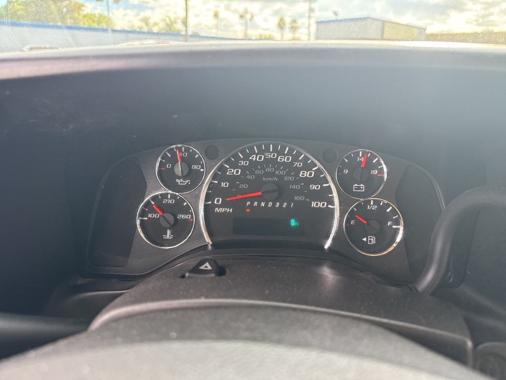 2014 Chevrolet Express 1500 Work Van photo 6