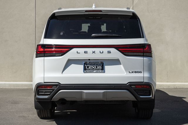 2025 Lexus LX 600 Luxury photo 4