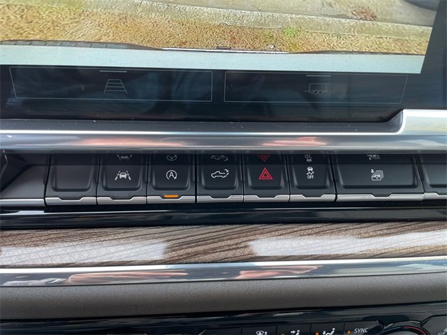 2024 Chevrolet Silverado 1500 LT photo 25