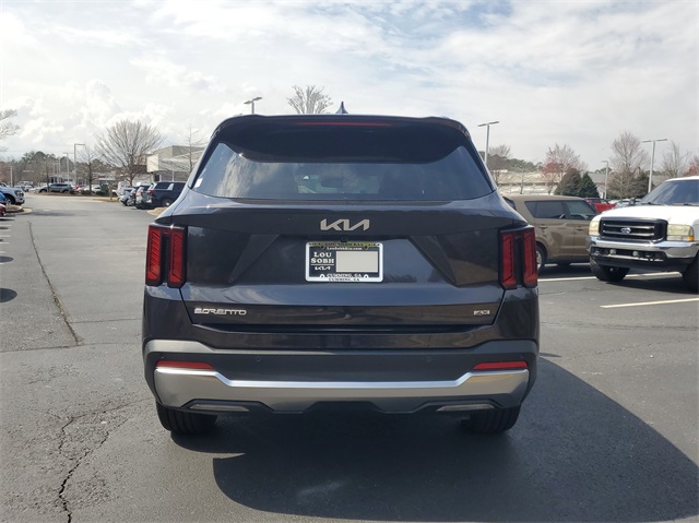 2025 Kia Sorento EX photo 3