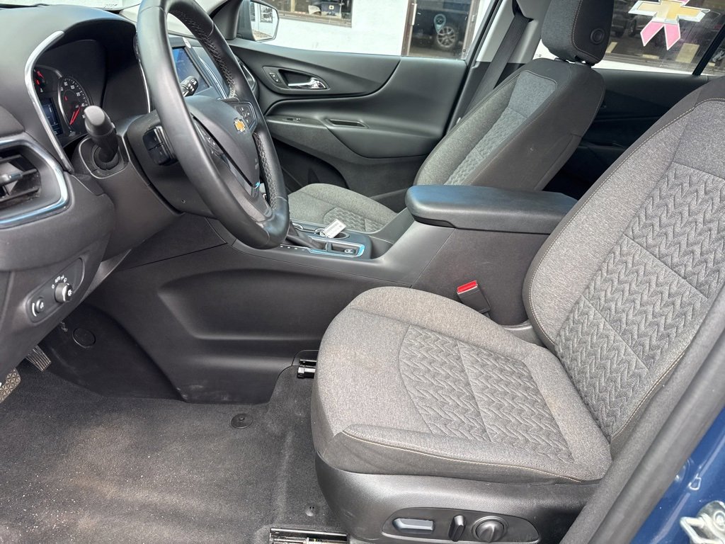 2024 Chevrolet Equinox LT photo 12