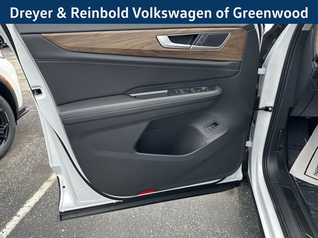 2026 Volkswagen Atlas SE Technology photo 19