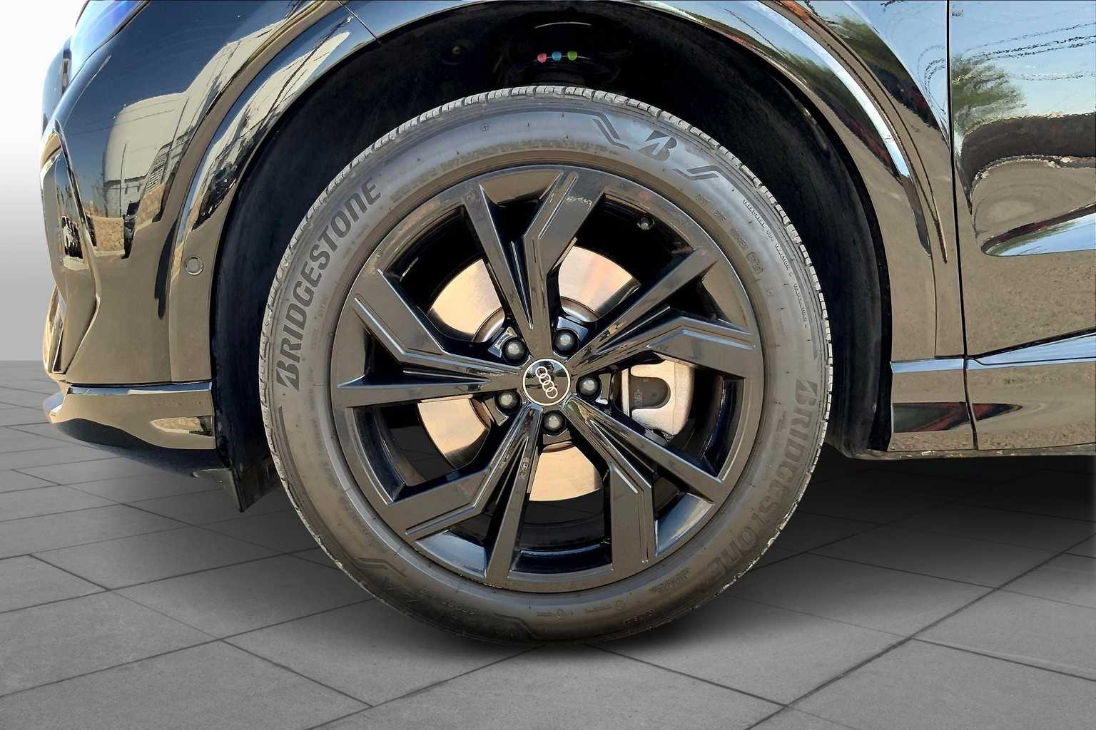 2024 Audi Q4 E-tron Sportback Premium Plus photo 9