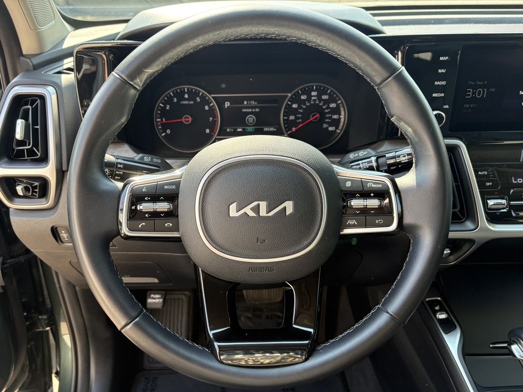 2022 Kia Sorento X-Line S photo 13