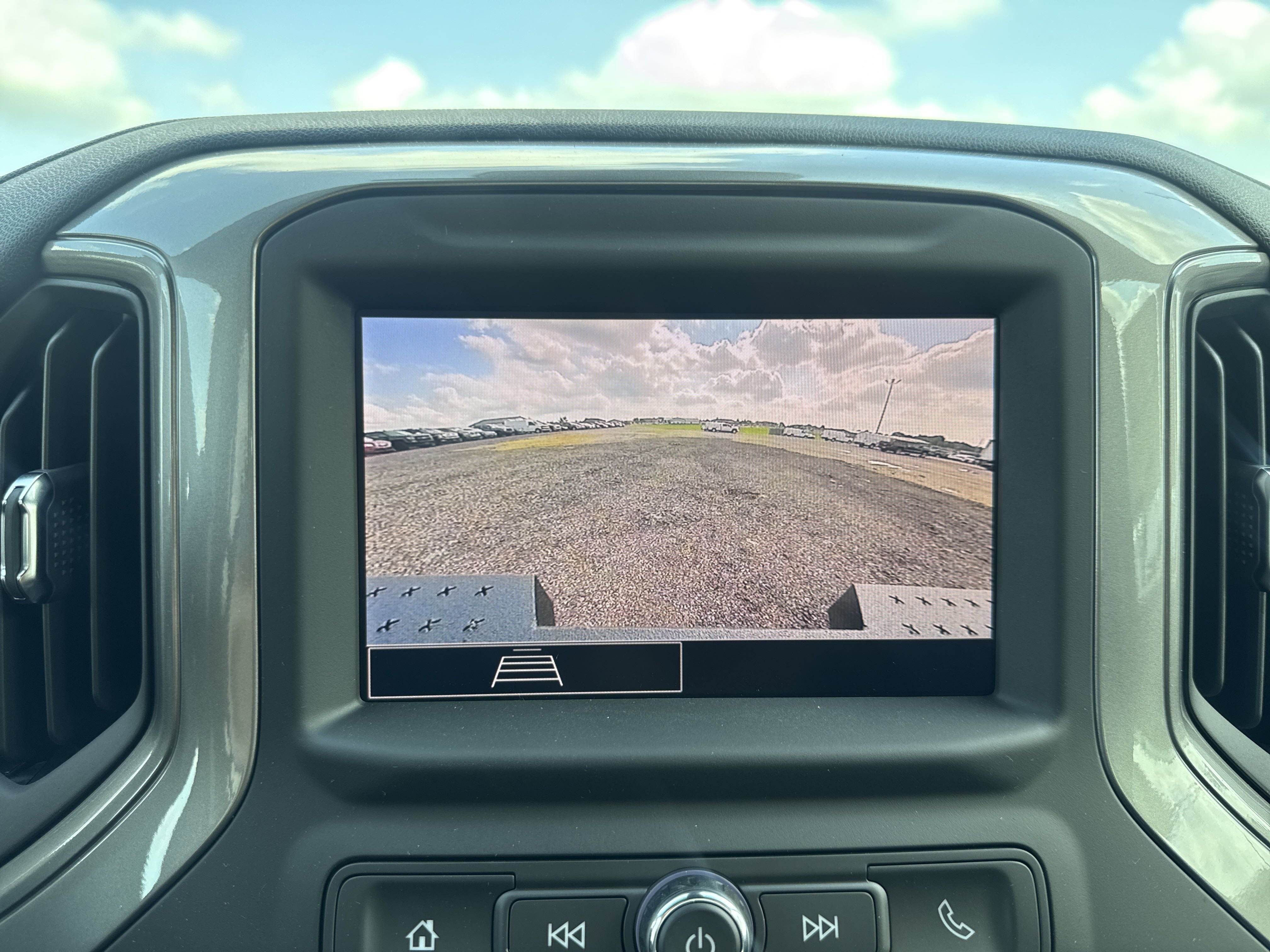 2025 Chevrolet Silverado 2500HD photo 9