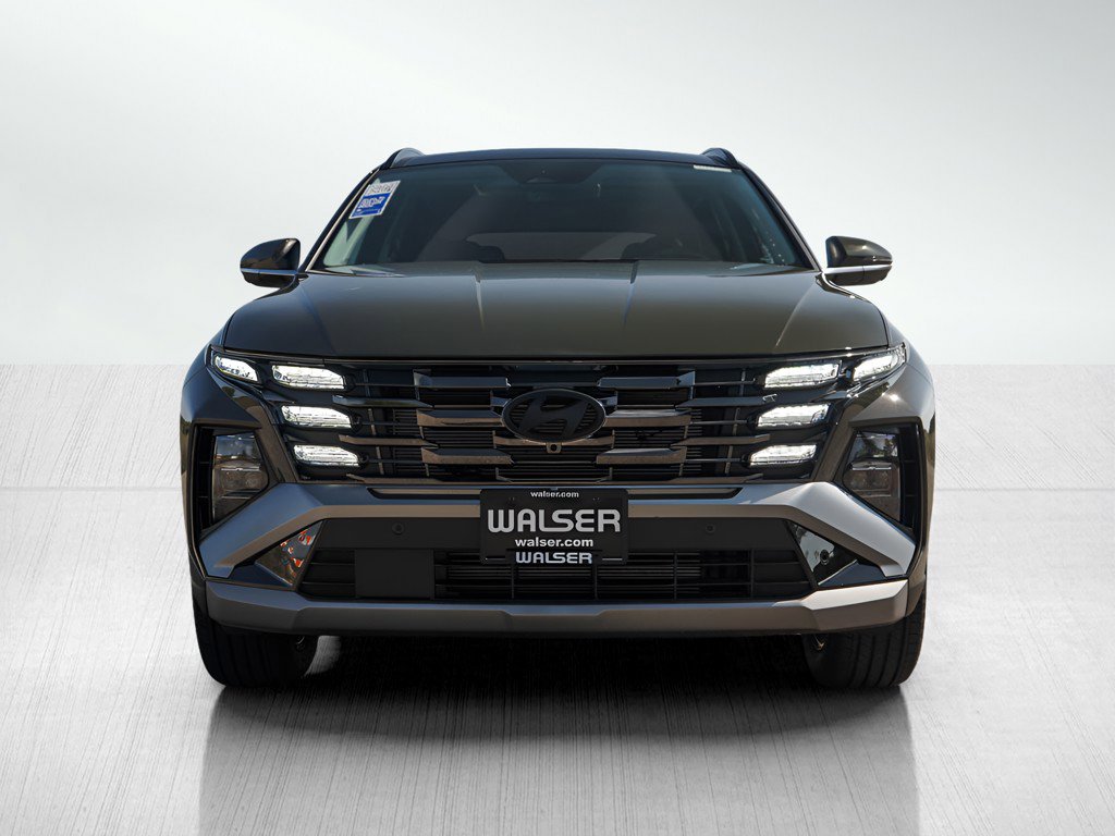 2025 Hyundai Tucson Limited photo 2
