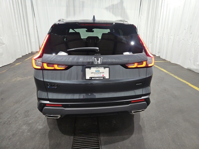 2026 Honda CR-V Hybrid Sport Touring photo 3