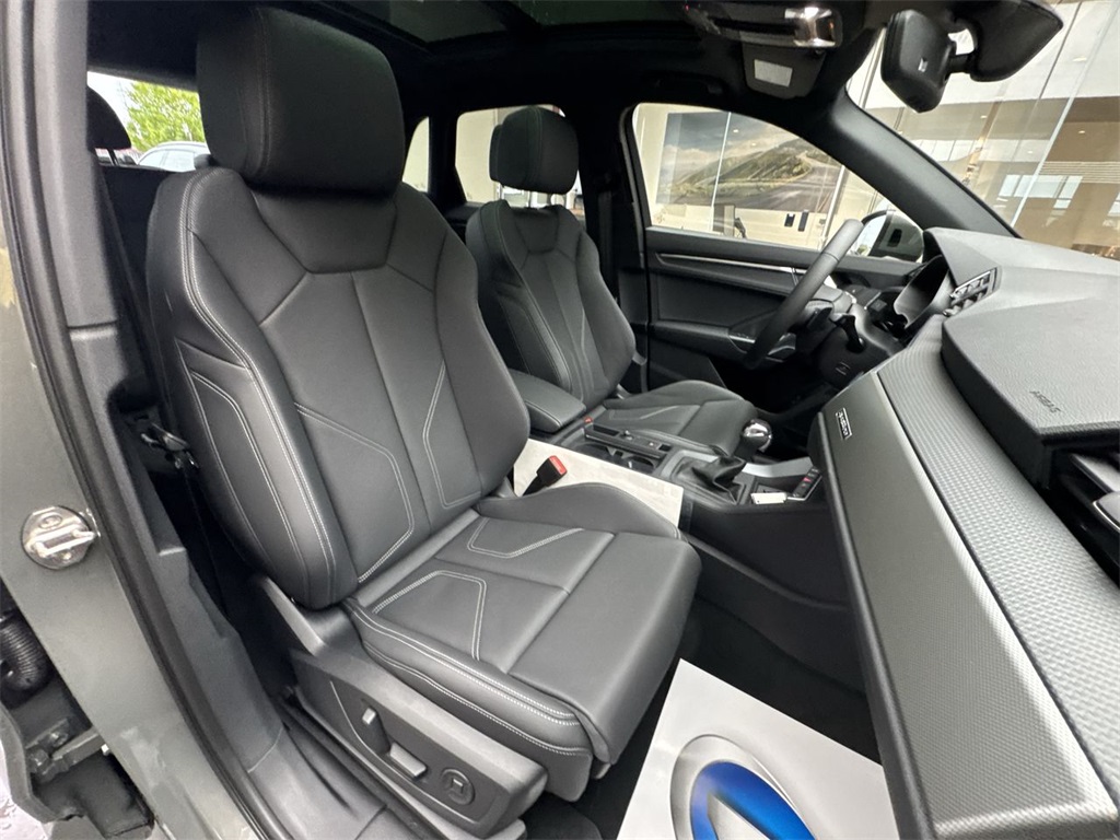 2025 Audi Q3 Premium S line photo 24