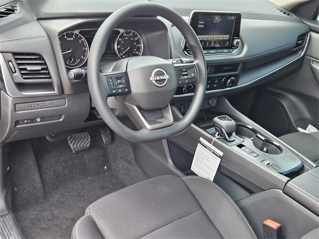 2026 Nissan Rogue S photo 2
