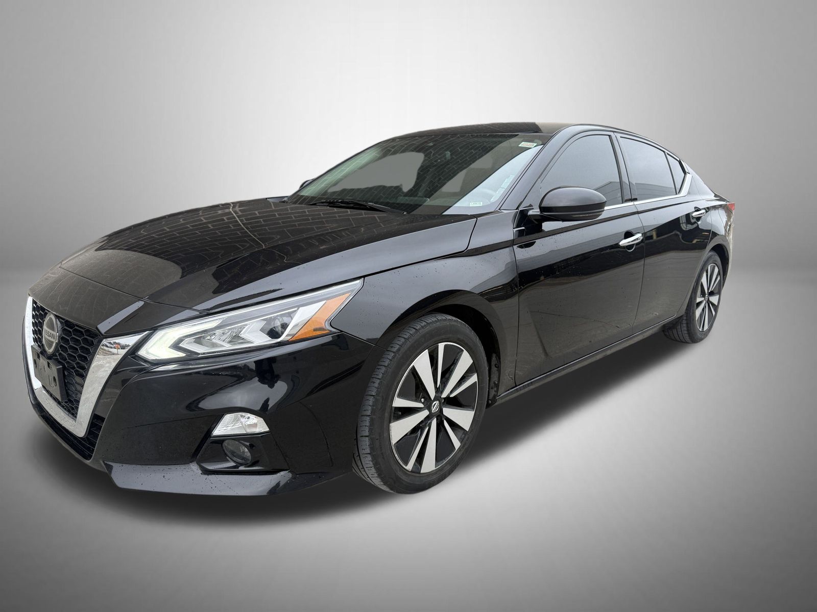 2019 Nissan Altima SL's photo