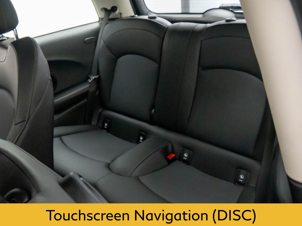 2023 Mini Cooper 2 Door Hardtop SE Signature photo 13