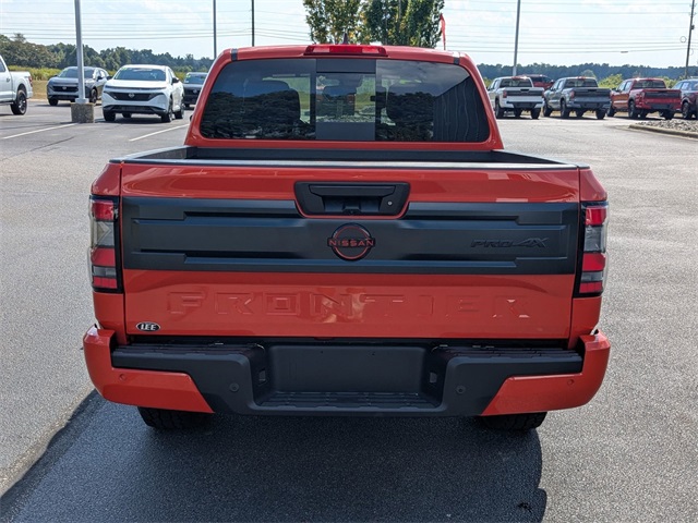 2025 Nissan Frontier PRO-4X photo 4