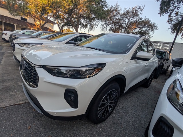 2025 Ford Escape Plug-In Hybrid Base photo 4