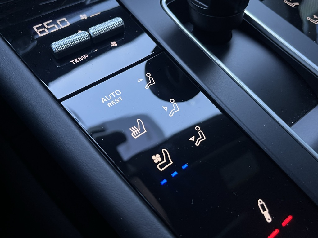 2024 Porsche Macan GTS photo 23