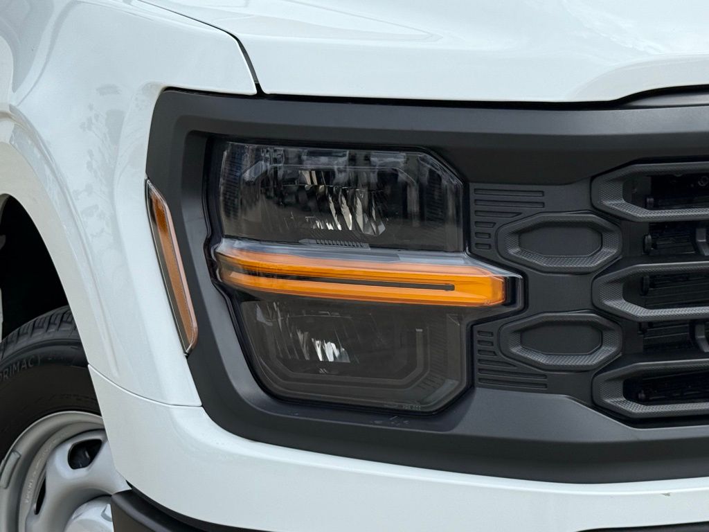 2025 Ford F-150 XL photo 3