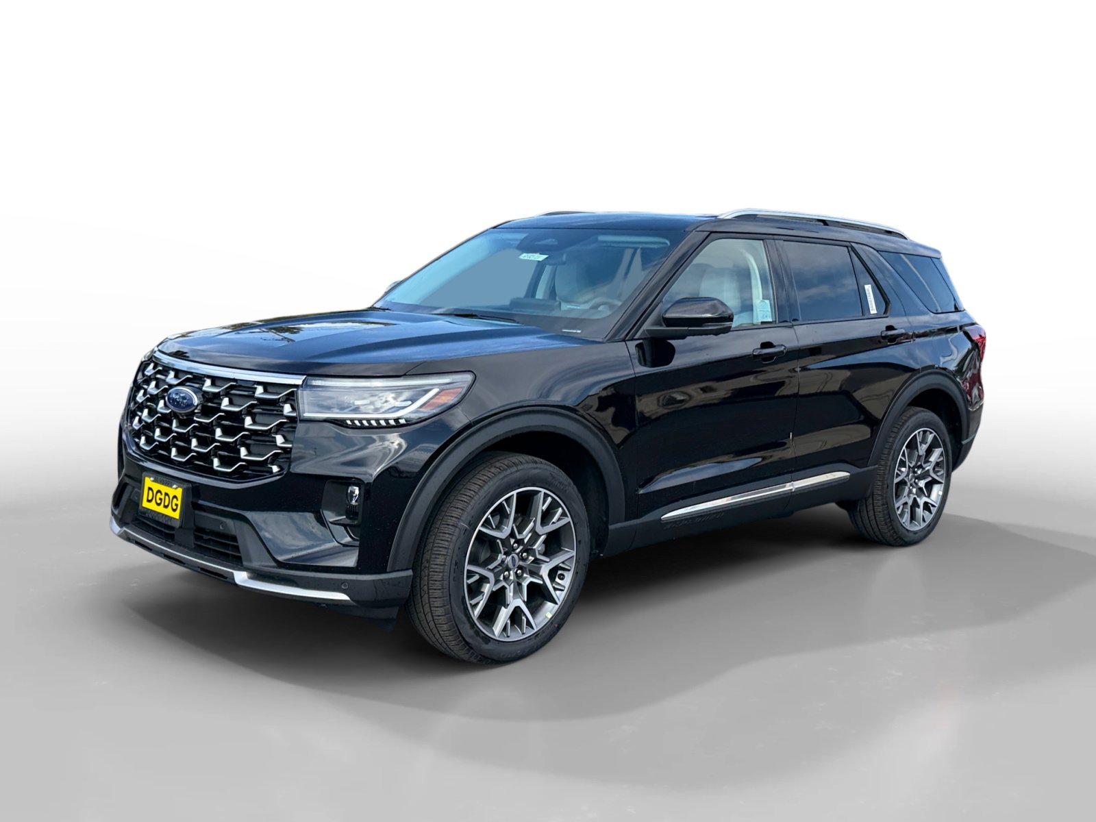 2025 Ford Explorer Platinum's photo
