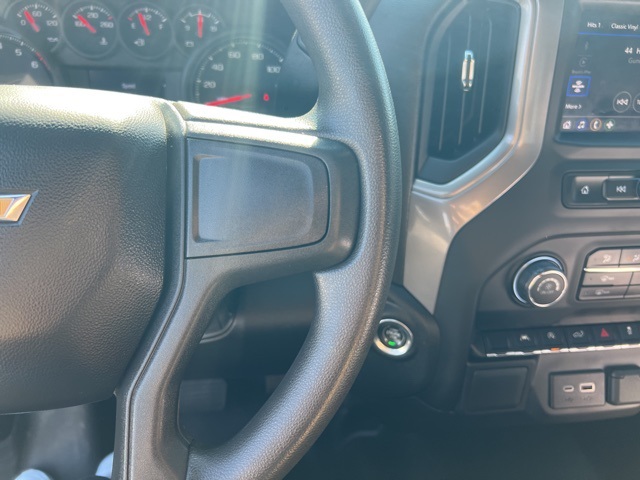 2024 Chevrolet Silverado 1500 Custom photo 12