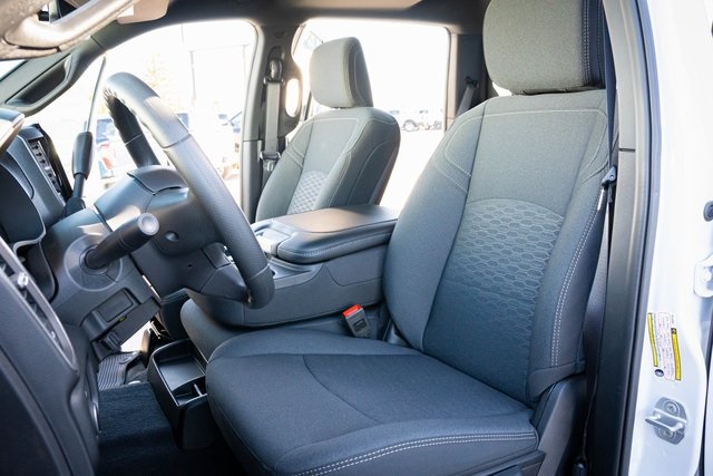 2025 Ram 2500 Tradesman photo 13