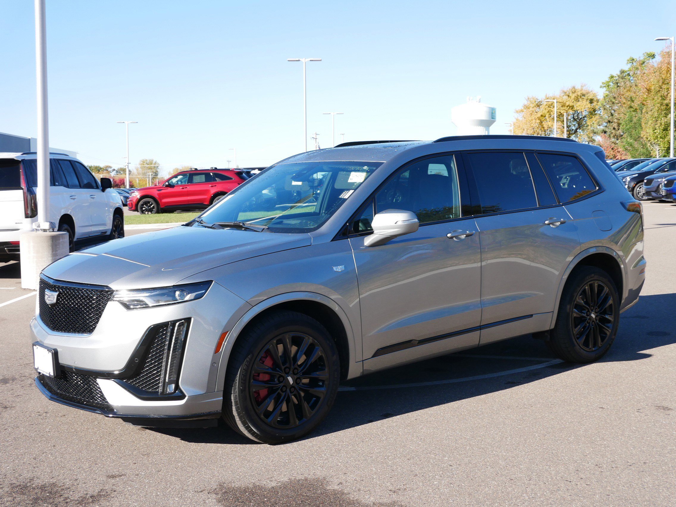 2023 Cadillac XT6 Sport photo 3