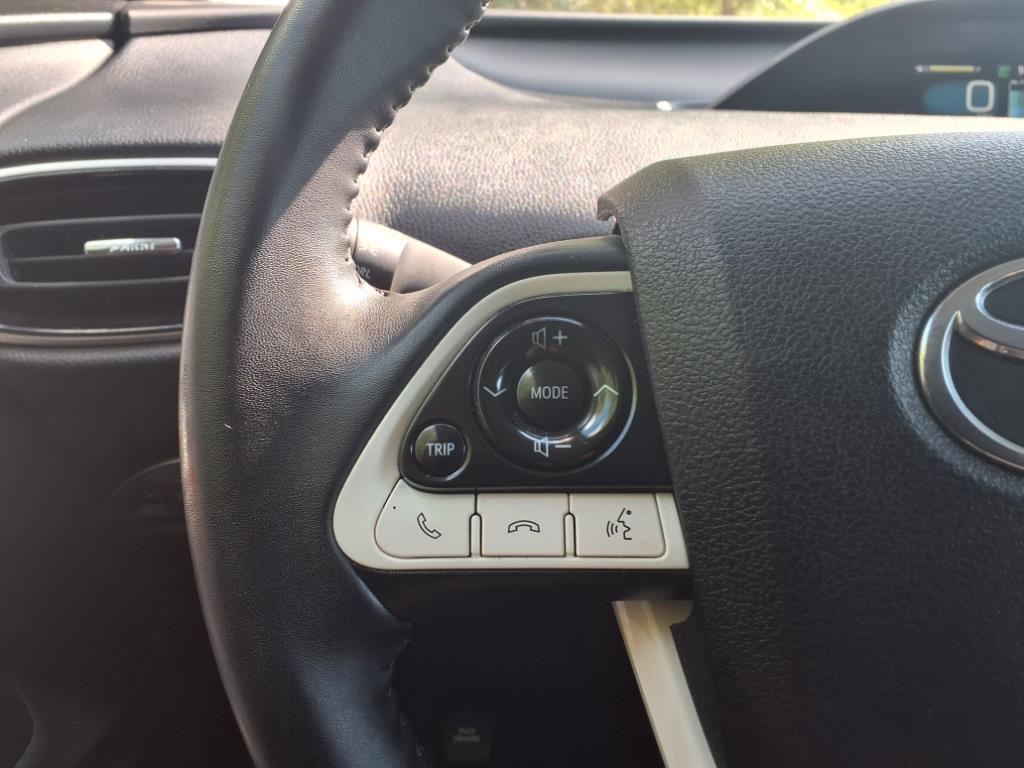 2019 Toyota Prius Prime Plus photo 15