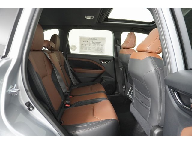 2025 Subaru Forester Touring photo 24