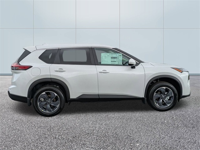 2026 Nissan Rogue SV photo 4