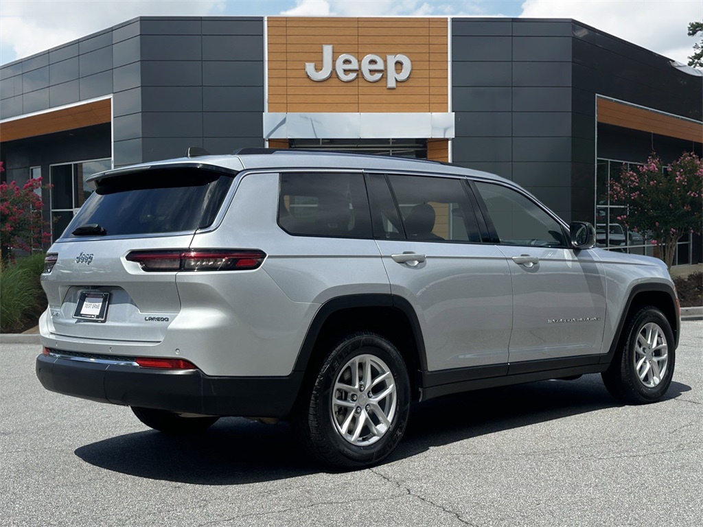 2023 Jeep Grand Cherokee Laredo photo 26