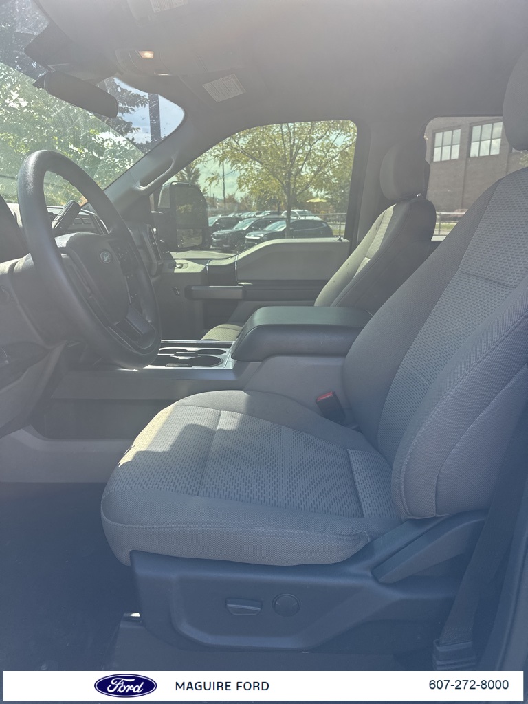 2020 Ford F-250 XLT photo 10