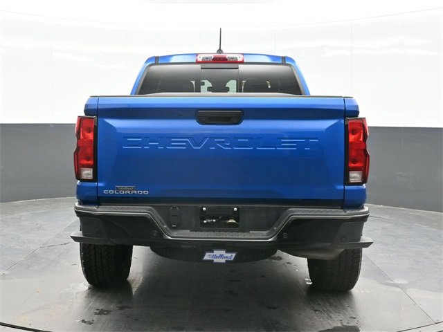 2024 Chevrolet Colorado Trail Boss photo 2