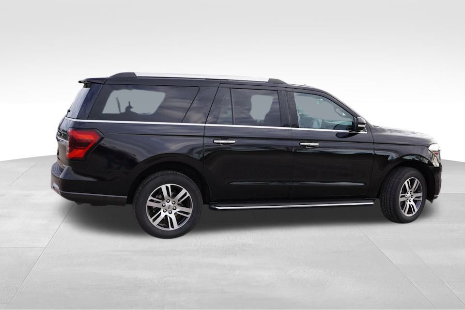 2023 Ford Expedition MAX Limited photo 4