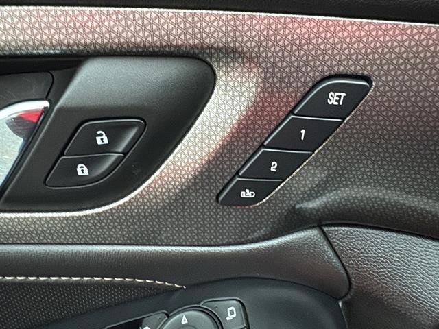 2023 Chevrolet Traverse Premier photo 17