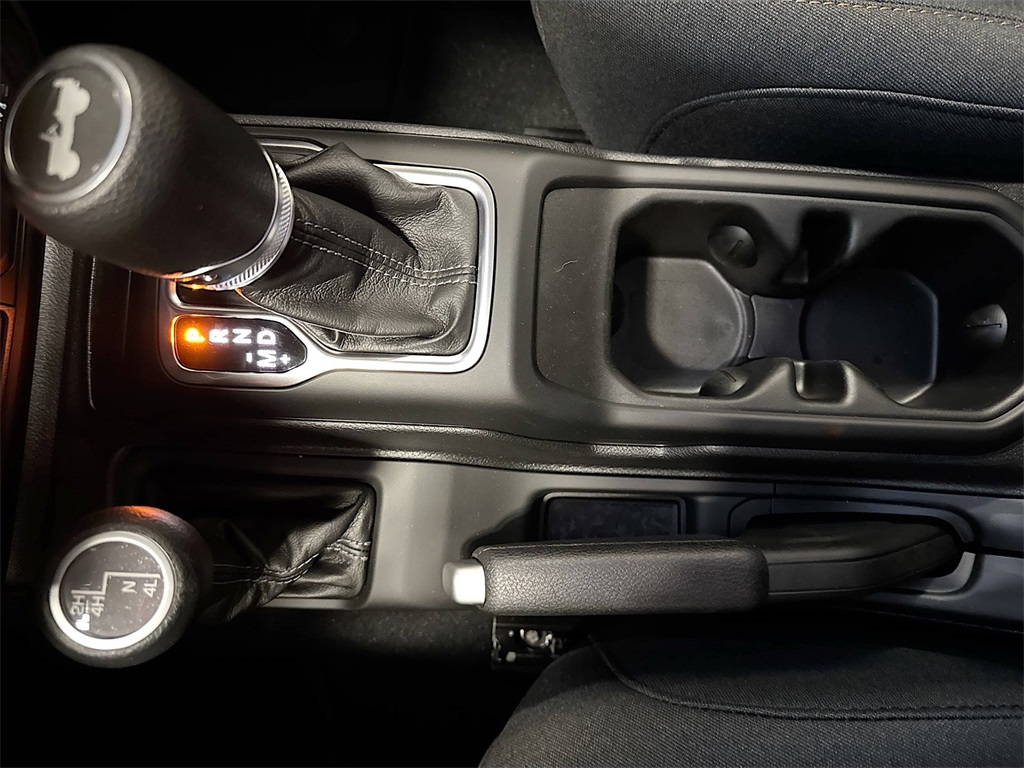 2025 Jeep Wrangler Sport S photo 26