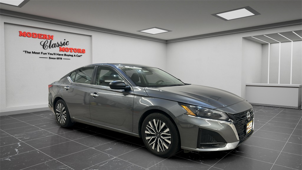 2024 Nissan Altima SV's photo