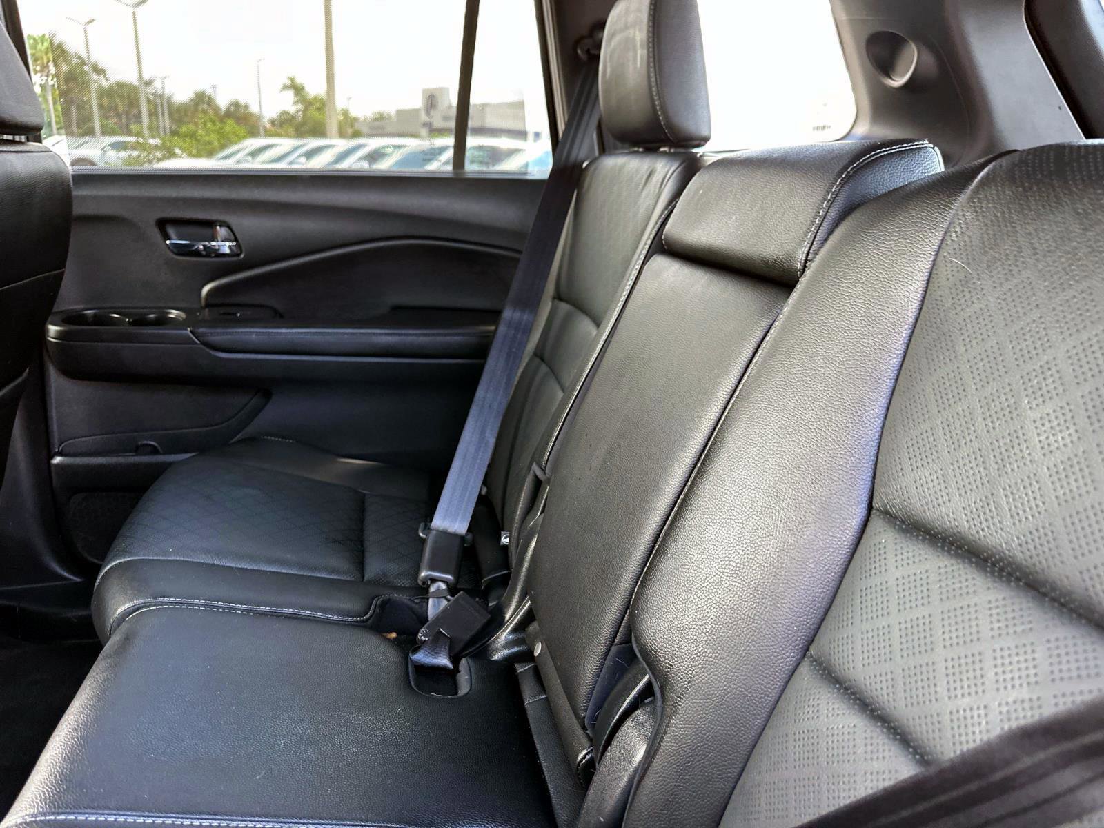 2019 Honda Passport Touring photo 12