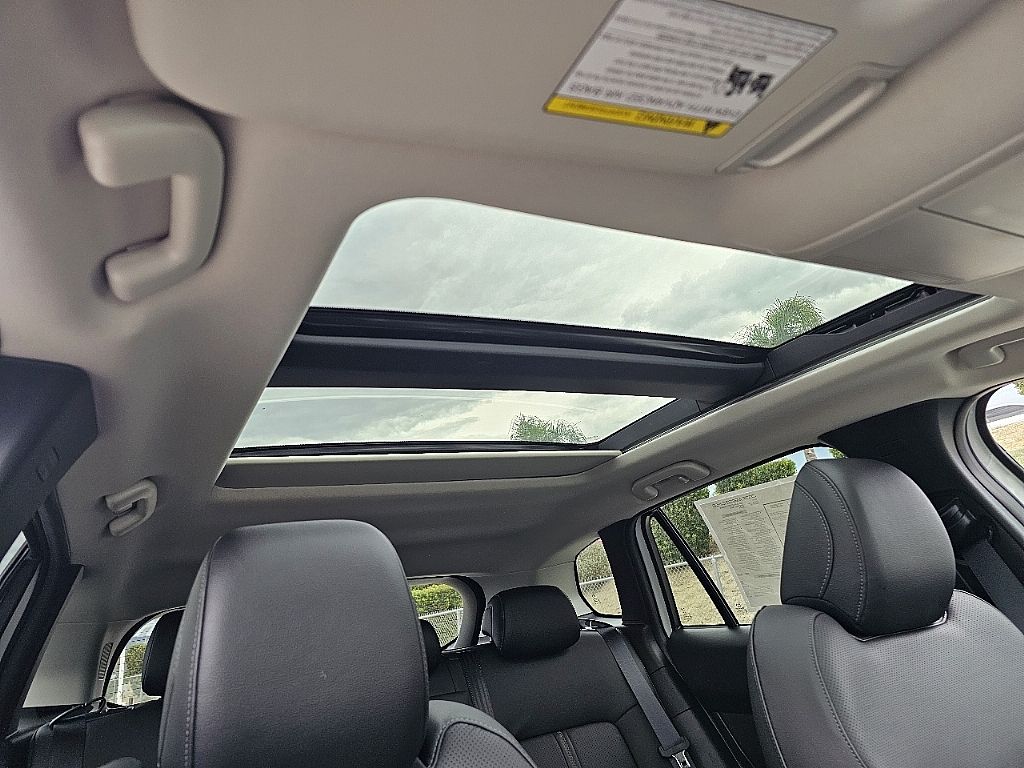 2025 Mazda CX-50 2.5 Turbo Premium photo 3