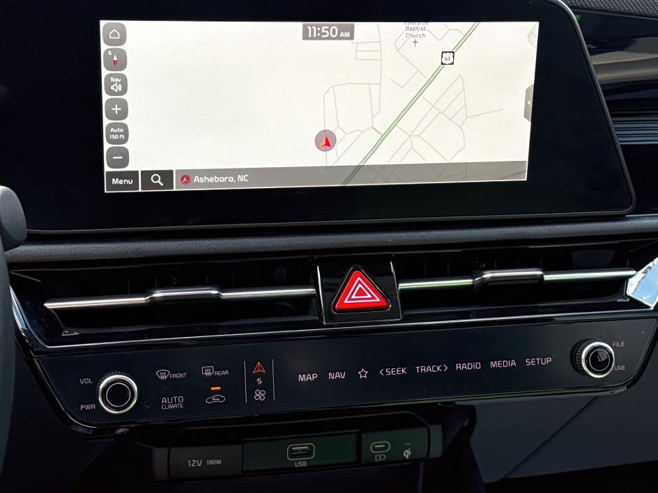 2023 Kia Niro EX photo 13