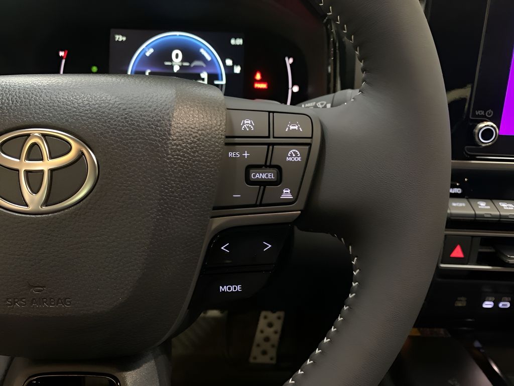 2026 Toyota Camry SE photo 21