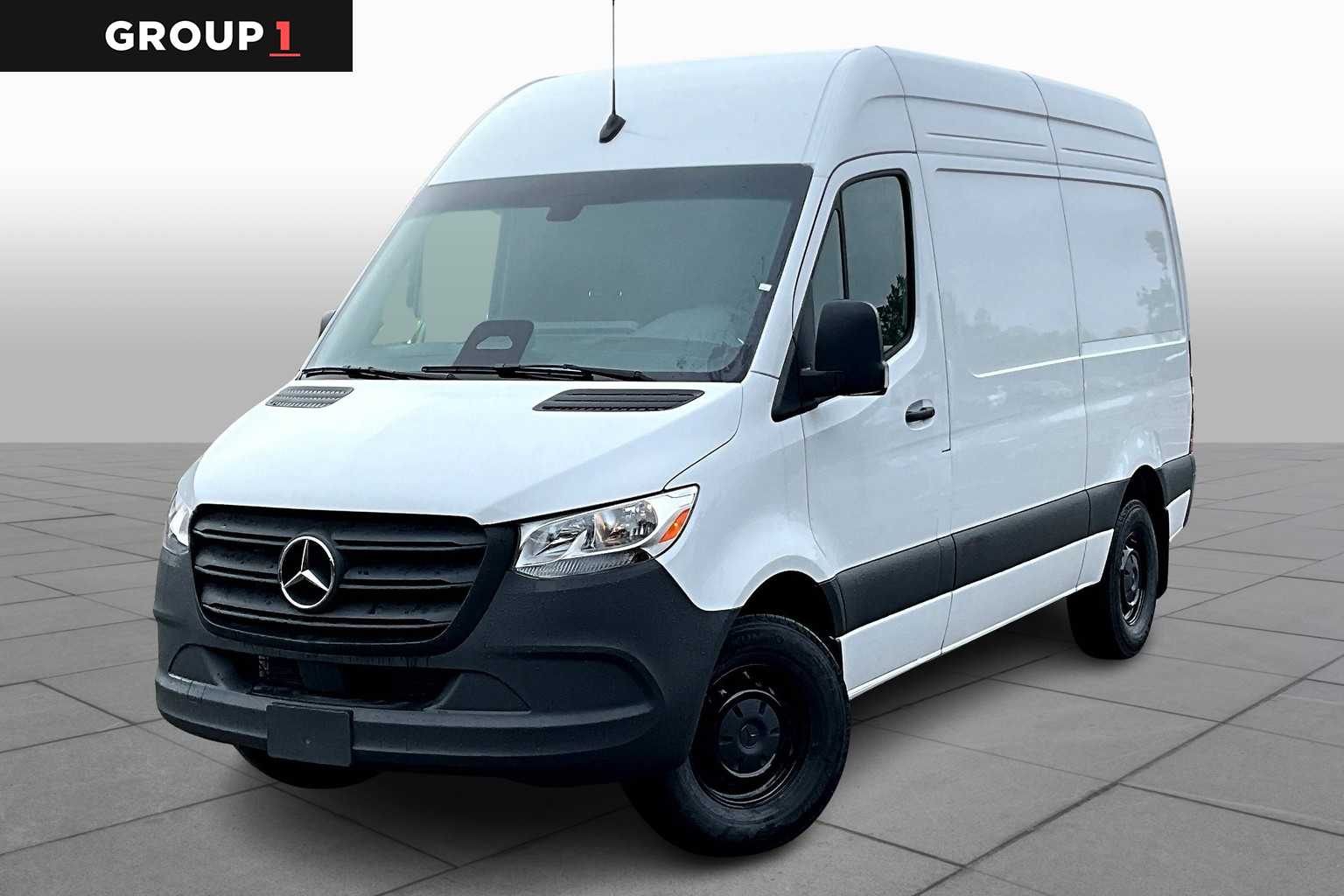 2025 Mercedes-Benz Sprinter Cargo Van Base's photo