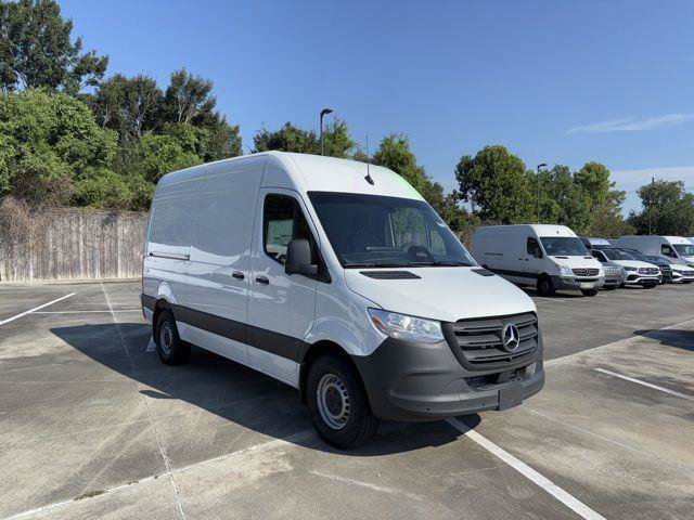 2025 Mercedes-Benz Sprinter Cargo Van Base's photo