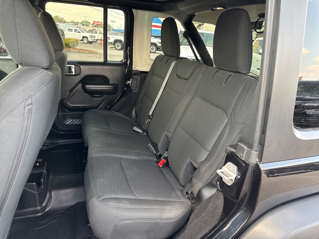 2020 Jeep Wrangler Unlimited Willys photo 17