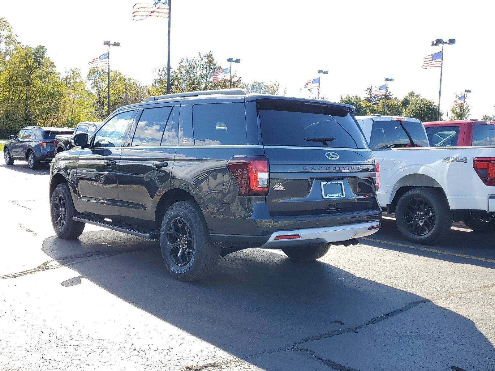 2024 Ford Expedition Timberline photo 3