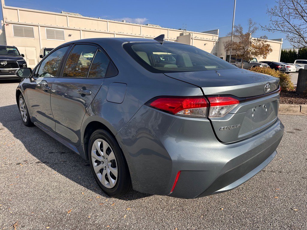 2022 Toyota Corolla LE photo 4