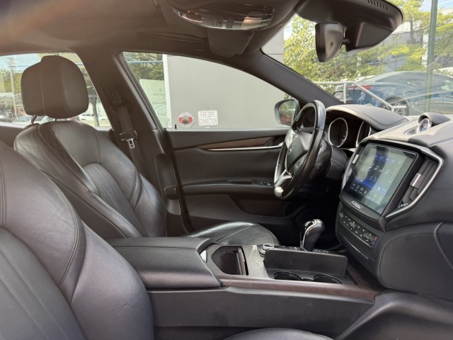 2018 Maserati Ghibli S Q4 photo 20