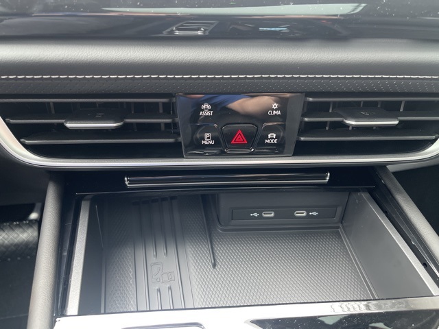 2025 Volkswagen Atlas SE Technology photo 21