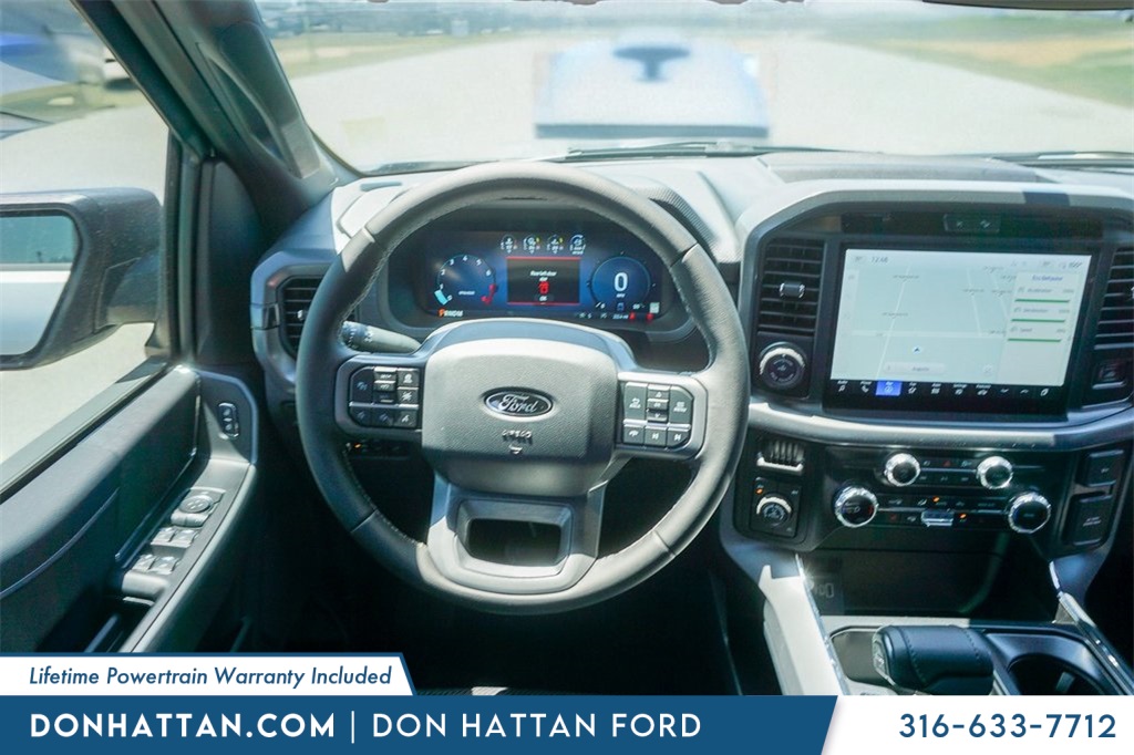 2025 Ford F-150 XLT photo 13