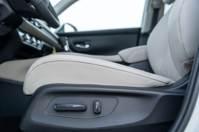 2026 Honda HR-V EX-L photo 15