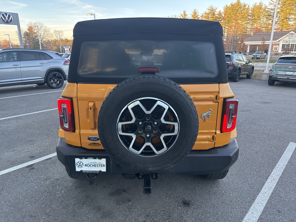 2022 Ford Bronco Outer Banks photo 2
