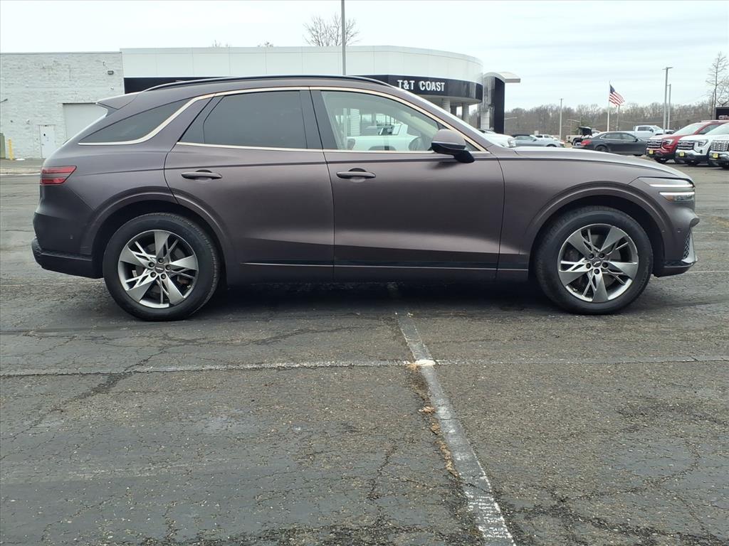 2022 GENESIS GV70 Sport's photo