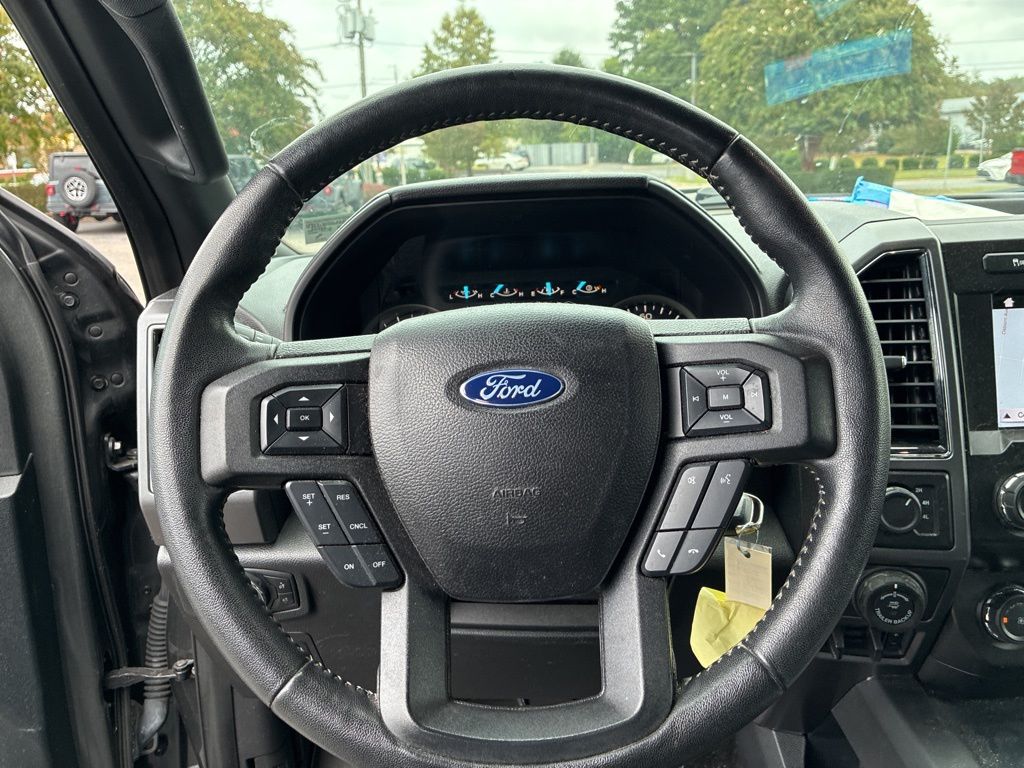 2019 Ford F-150 XLT photo 25